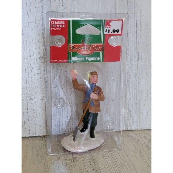 Lemax clearing the walk 2006 Coventry Cove Village accessory Xmas - Picture 1 of 6